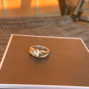 Chic Silver and Gold Knot Ring